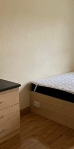 Room in a Shared House, Leeds, LS4 - Photo 3