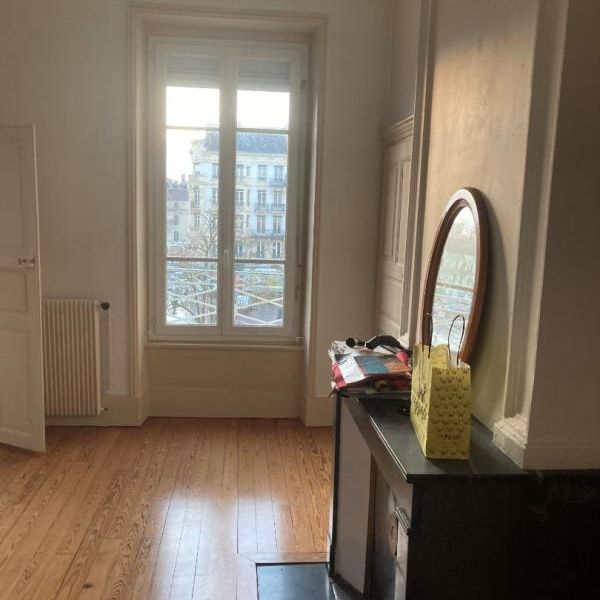 APPARTEMENT 3 PIECES CENTRE VILLE - Photo 1