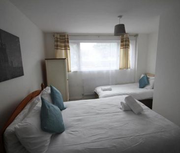 3 bedroom house to rent - Photo 3