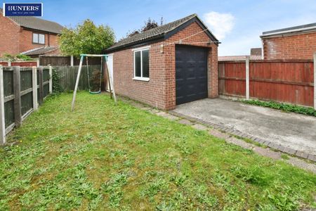 3 bedroom House To Let Total Size: 829 SQ FT - Photo 3