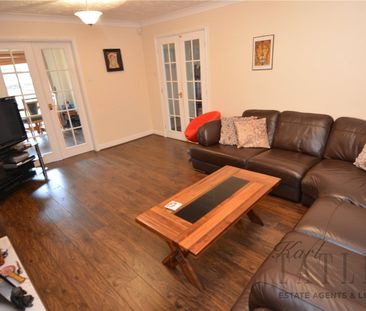 Bramhall Close, CH48 8BP, West Kirby - Photo 1