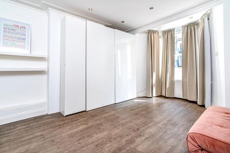 Studio to rent - Photo 3