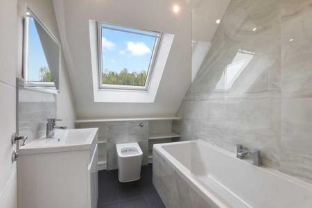 2 bedroom detached house to rent - Photo 3