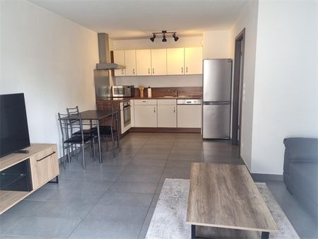 Location Appartement 2 pièces 47m² - Photo 4