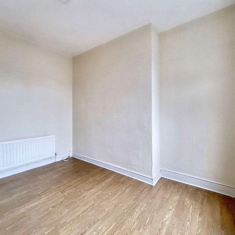 1 bed upper flat to rent in SR8 - Photo 1