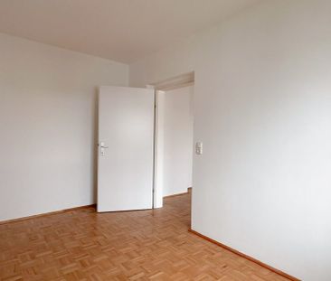 Top aufgeteilte 3-Zimmer-Wohnung im 3. Lift-Stock - Photo 2