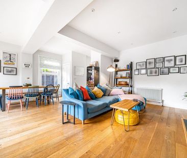 Ferndale Road, Woking, Surrey, GU21 - Photo 3