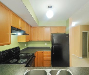 17 Cheltenham Road - Unit 1, Barrie ON L4M0G7 - Photo 2