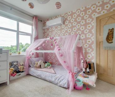 3 bedroom semi-detached house to rent - Photo 6