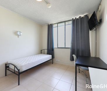 Neat Studio Apartment available in Kingsford - Photo 1
