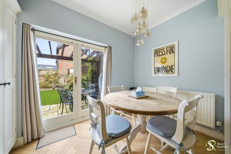 5 bedroom terraced house to rent - Photo 2