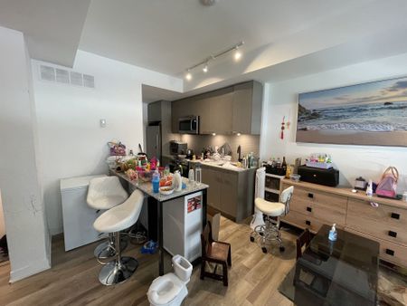 For Lease - 40 Ed Clark Gardens Unit# TH21, Toronto, Ontario - Photo 2