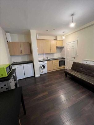 The Mews, Turnpike Lane, N8 - Photo 1