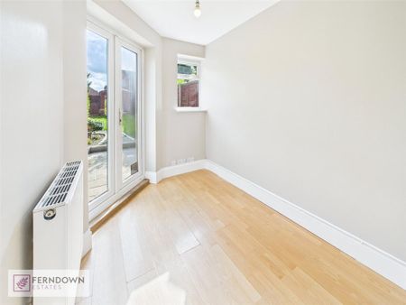 3 bedroom terraced house to rent - Photo 3