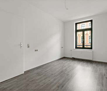 Einziehen und wohlfühlen: 2-Raumwohnung in zentraler Wohnlage - Photo 4