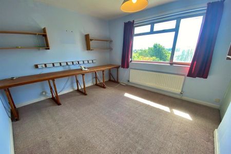 3 bedroom detached house to rent - Photo 4