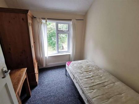 Coombe Road, Brighton, BN2 - Photo 3