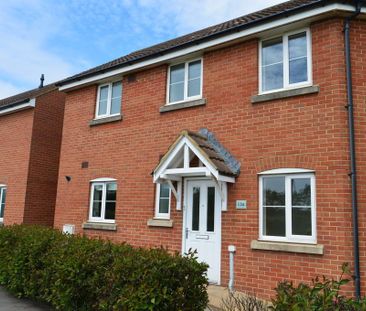 3 bedroom end of terrace house to rent - Photo 1