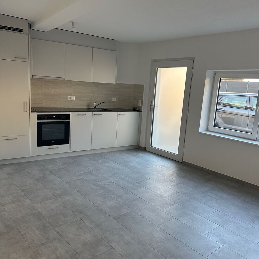 Studio for rent in the center of Cheyres. - Foto 1