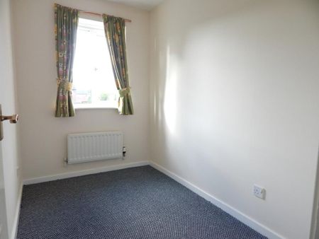 3 bedroom end of terrace house to rent - Photo 3