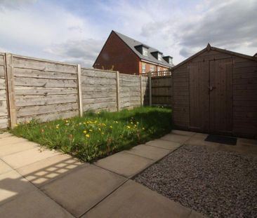 3 bedroom semi-detached house to rent - Photo 4