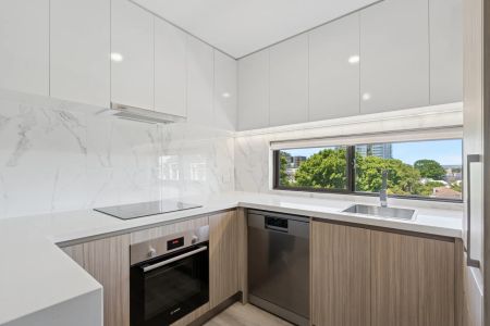 Boutique Top-Floor Applecross Living - Available NOW - Photo 3