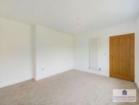 4 bedroom bungalow to rent - Photo 4