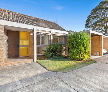 PRIVATE UNIT IN TREE LINED STREET - Photo 4