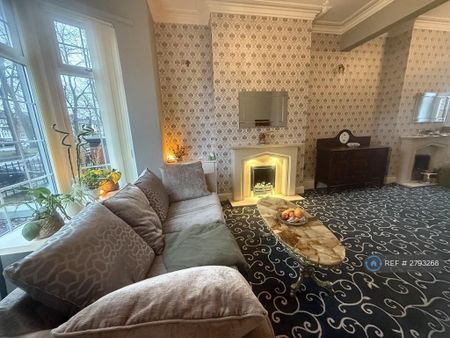 1 bedroom in a house share to rent - Photo 3