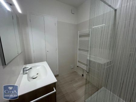 Appartement à louer 3 pièces 70.9m² - Photo 3