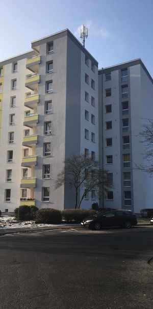 Demnächst frei! 4-Zimmer-Wohnung in Solingen Mitte - Photo 2