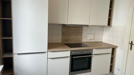 Charmante 1-Zimmer-Single-Altbauwohnung mit Einbauküche I unbefristet I ab sofort verfügbar! - Photo 5