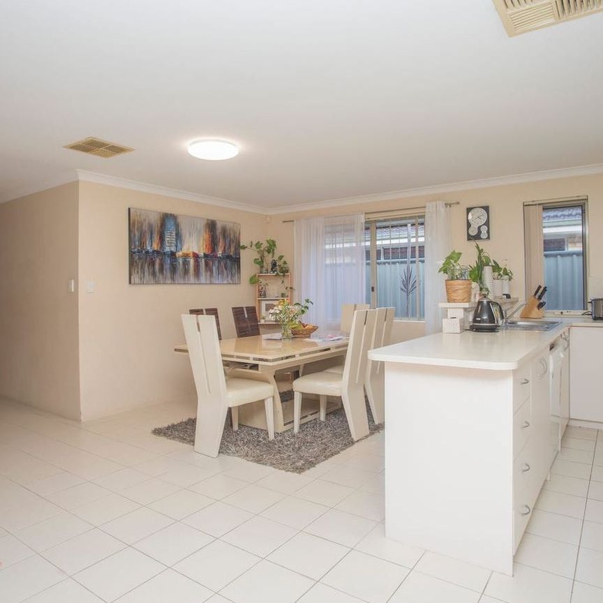 16 Kingaroy Drive, Baldivis WA 6171 - House For Rent | Domain - Photo 1