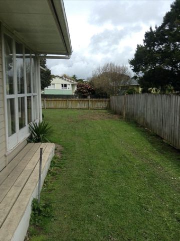 Wonderful Sunny Home in Waiuku - Photo 5