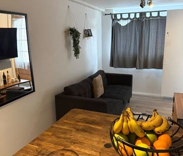 1 Bed Flat, Burnley Road, NW10 - Photo 2
