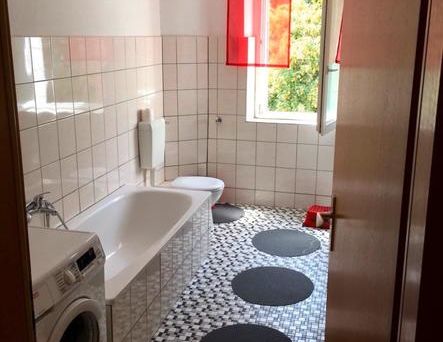 3 Zimmer Mietwohnung mit Einbauküche in der Landwehrstraße - Foto 1