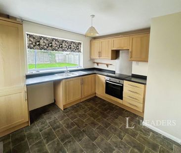 2 bedroom bungalow to rent - Photo 3