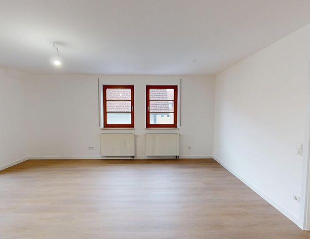 Moderne 3,5-Zimmer Wohnung mit Balkon in Pfalzgrafenweiler - Foto 1