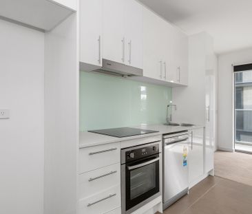 105/200 St Kilda Road, St Kilda VIC 3182 - Studio For Rent | Domain - Photo 5