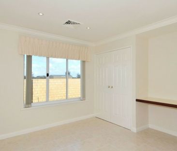 Coastal Living - SHORT TERM LEASE - Photo 3