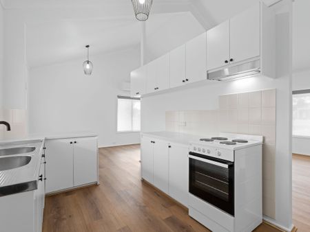 Thinking of selling? Contact our agent - Photo 5