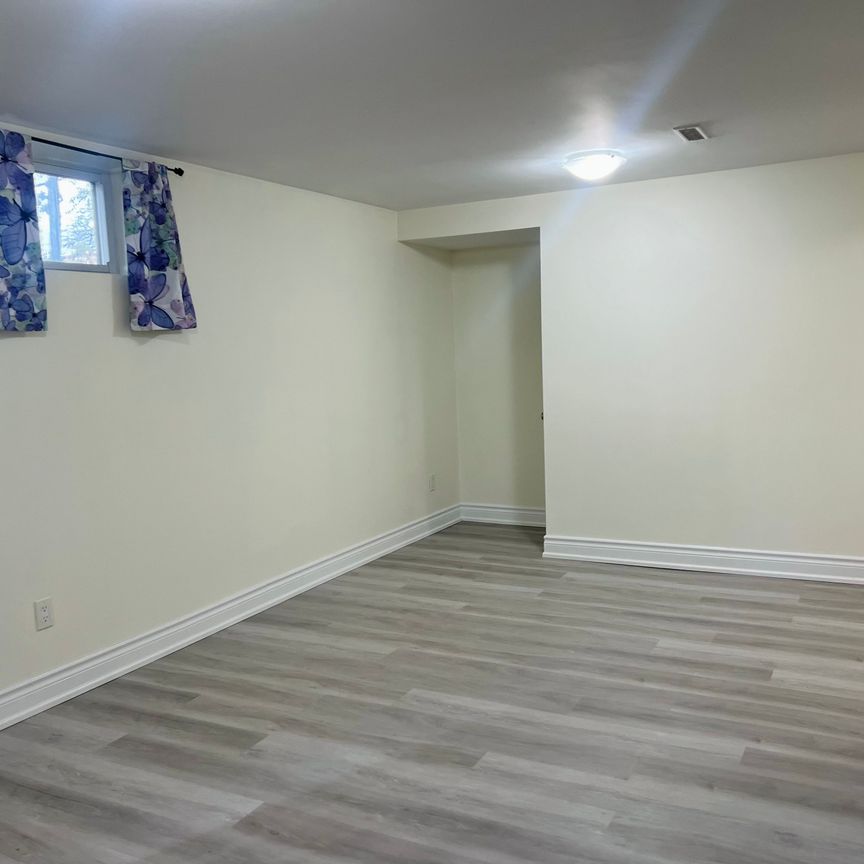 For Lease - 711 Dunlop Street Unit# Bsmt, Whitby, Ontario - Photo 1