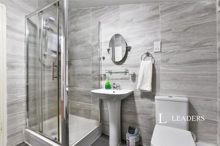 3 bedroom apartment to rent Wilmslow Road, Manchester, M14 - Photo 5