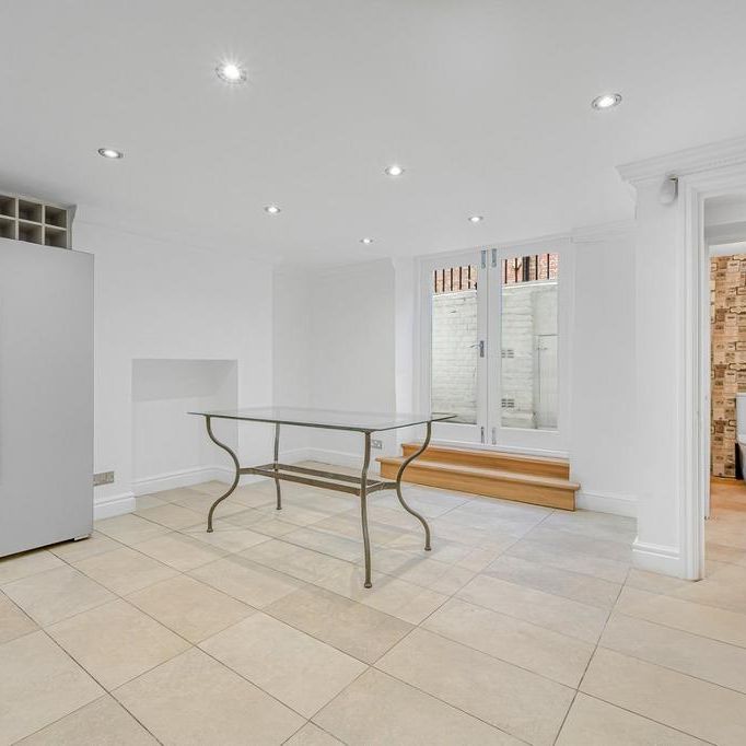 3 bedroom terraced house to rent - Photo 1