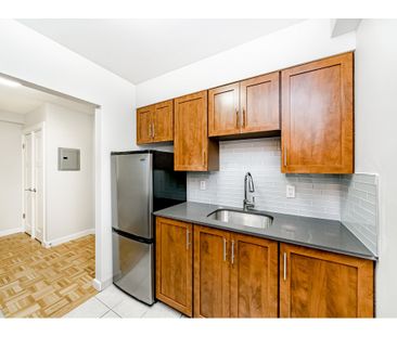 155 19th Street, East - Photo 1