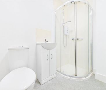 Property to rent - Photo 3