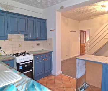 2 bedroom terraced house to rent - Photo 3