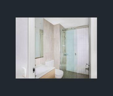 SPACIOUS TWO BEDROOM APARTMENT WITH FANTASTIC FACILITIES AROUND - Photo 5