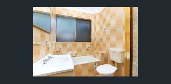 When Size & Location Matters - Photo 2