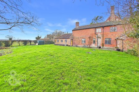 Wolferd Green, Shotesham All Saints, Norwich - Photo 5